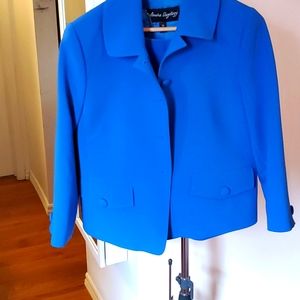 Sandra Angelazzi blue suit .. lovely suit . New never worn. D3